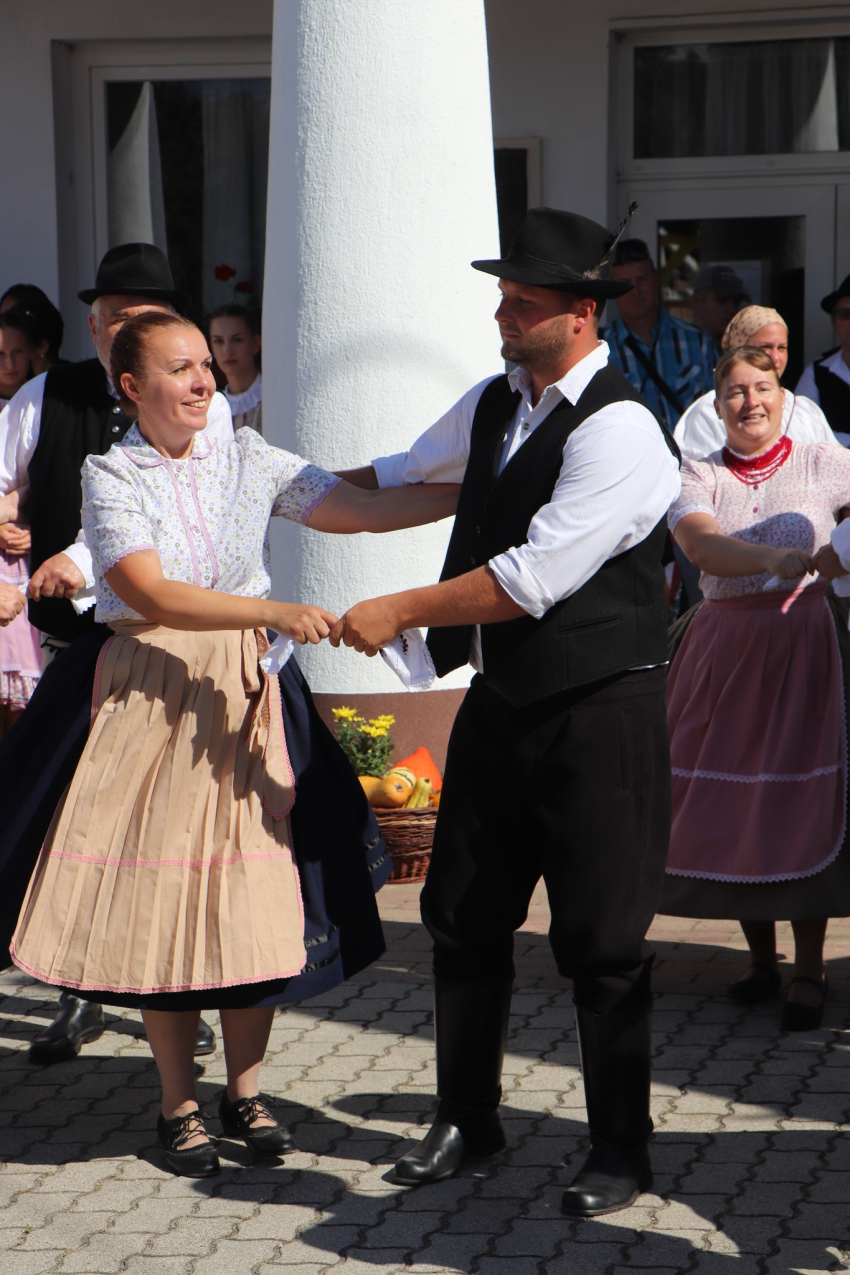 XII. Litéri Szilvaünnep