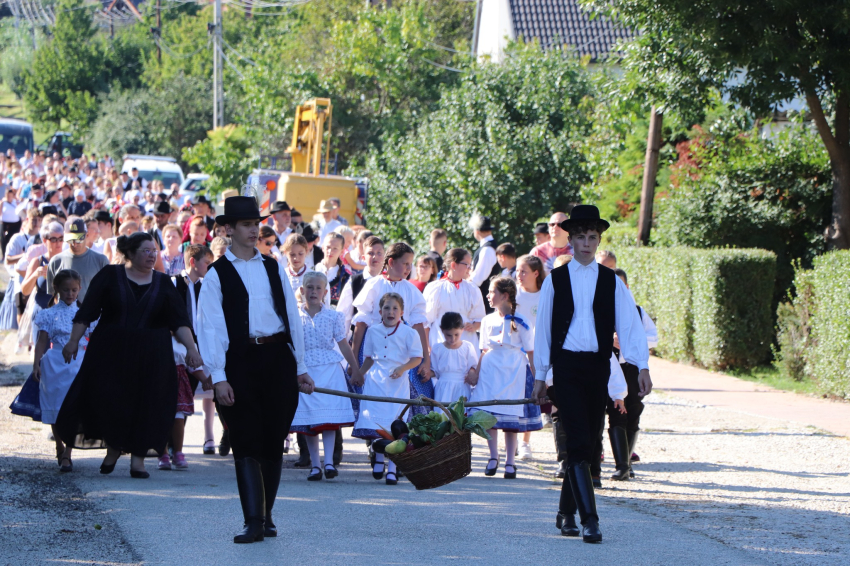 XII. Litéri Szilvaünnep