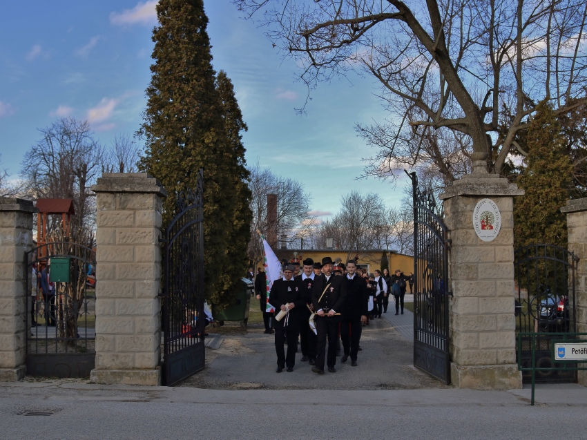 Az 1848-49-es forradalom és szabadságharc hagyomány-felelevenítő, történelmi megemlékezés