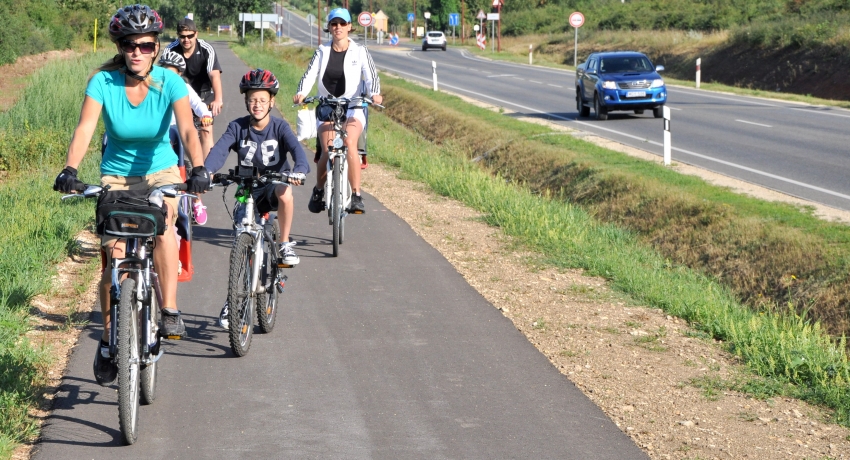 Kerékpáros turisztikai fejlesztés Balatonfűzfő-Litér-Szentkirályszabadja térségében